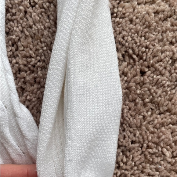 Bebe white Cable Knit Sweater - Picture 4 of 6